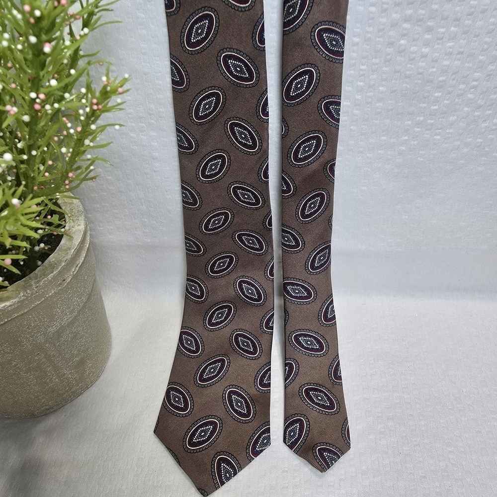 Resilio Collegiate Brown Patterned Tie Skinny Tie EUC Mens